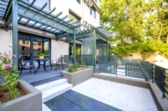 Guyu Sea View Hotel (Beidaihe pigeonhole store) فنادق في 