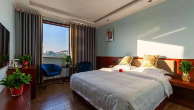 Chengcheng Kongquelin Business Hotel