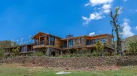 Shifang Cloud Retreat at Wumeng Grassland Hotels in Panzhou