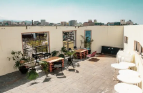 東門床位收音機旅館