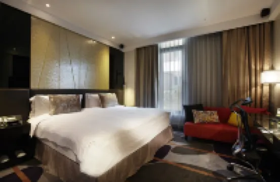 天閣飯店（台北長安館）