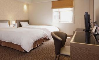 Y Hotel