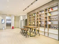 HanTing Hotel (Changchun Jingyue Changying Century City)