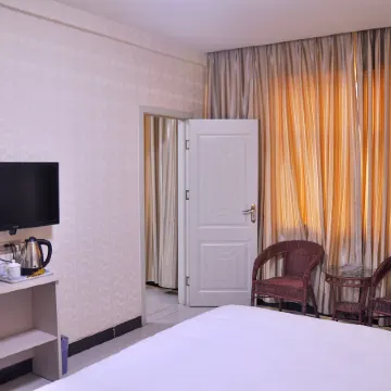 Pinglu Shenxianju Express Hotel