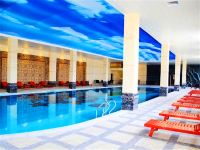 齐河欧乐堡温泉酒店 - 室内游泳池