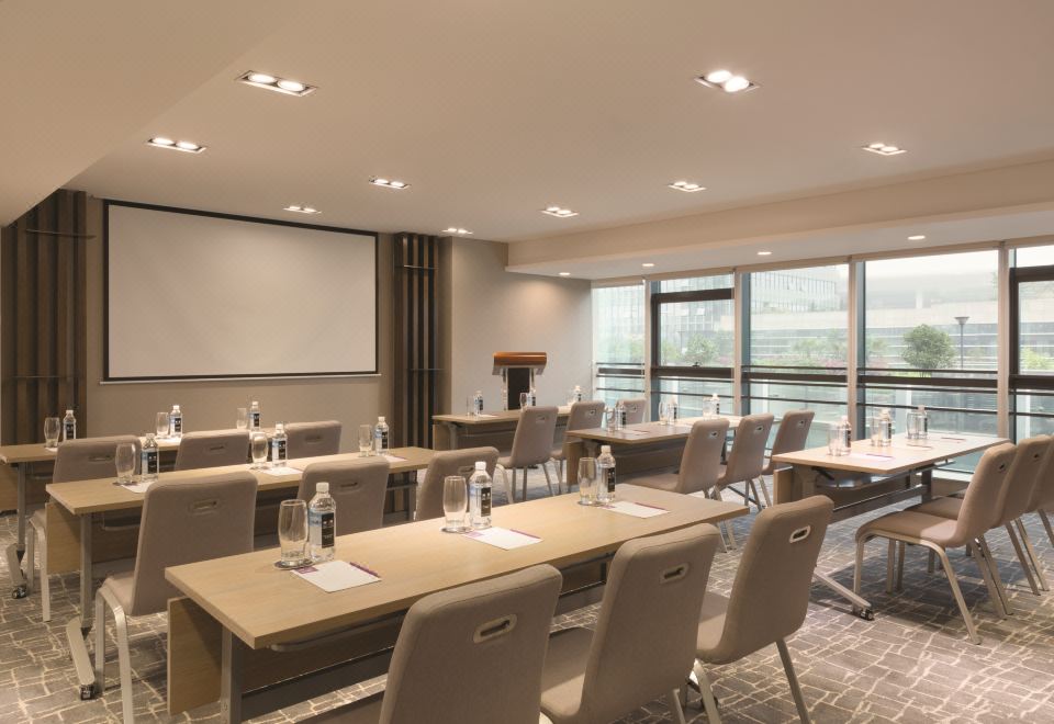 1. 하얏트 플레이스..