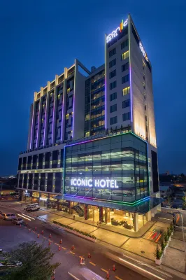 Iconic Hotel Penang Hotels near Taman Vila Indah