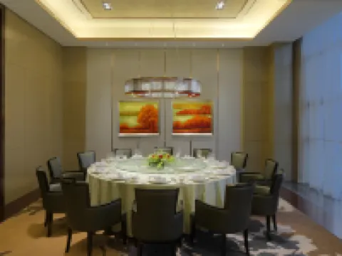 ラディソン ブル 深業ホテル カシュガル カシュガルのホテル