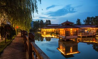 Tao Ran Hotel (Mount Wuyi Ziyang Ancient Town North Street)