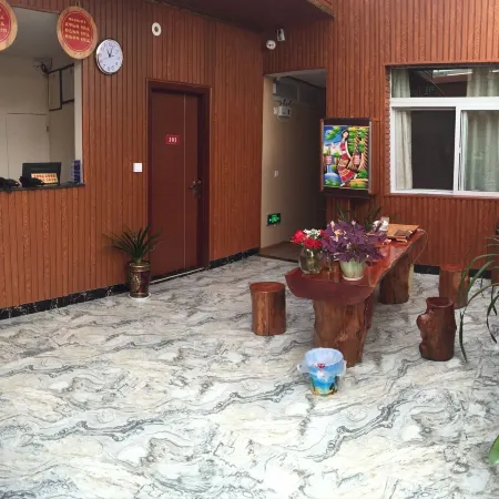 Mojiang Lula Inn