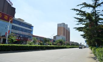 Youyichun Business Hotel