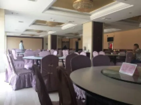 Huasheng Hotel