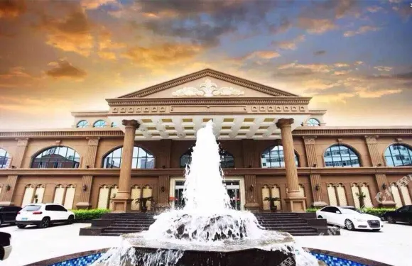 原陽威尼斯酒店