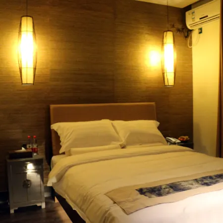 Nanning Huishe Inn (Guangxi Economic and Trade College Qingxiushan Branch)