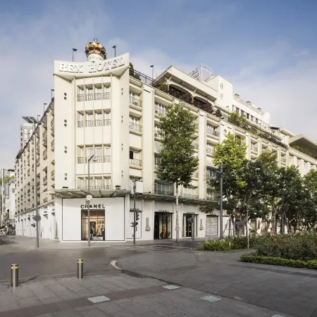 Rex Hotel