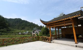 Zhangjiajie Latitude 30 Degree North Farm Stay