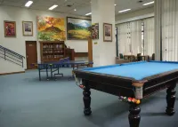 Grand Tropic Suites Hotel