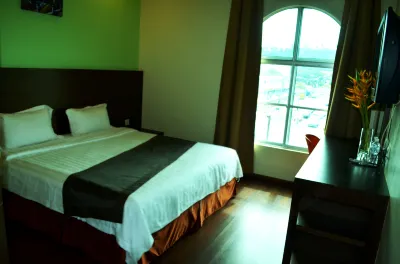 Lintas Plaza Hotel Hotel in zona State Archives