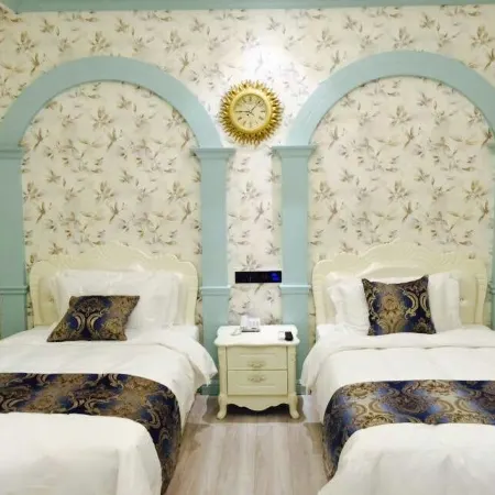 Linyi Venice Xiangxi Hotel