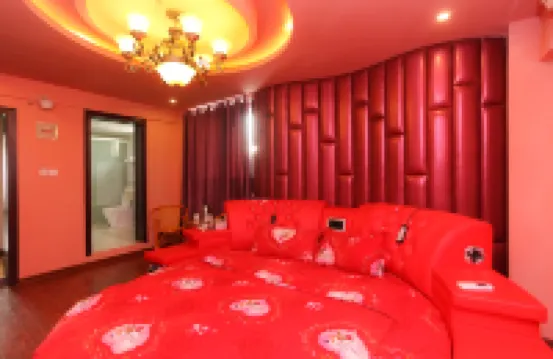 Z+ Mingjia Hotel (Huaian Xiangyu Avenue International Mall)