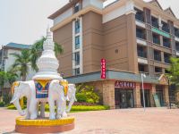 景洪天信假日酒店 - 酒店外部