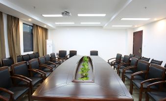 Jinggangshan Ciping Jinshimian Grand Hotel (Jinggangshan Scenic Area Visitor Center)