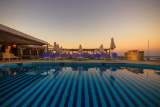 Iakinthos, Tsilivi Beach