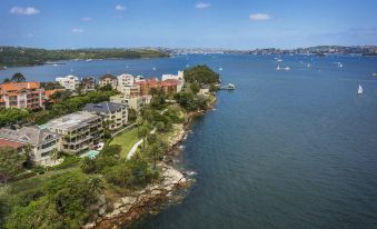 Cremorne Point Manor