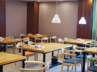 怡家丽景酒店(阆中市政府店)