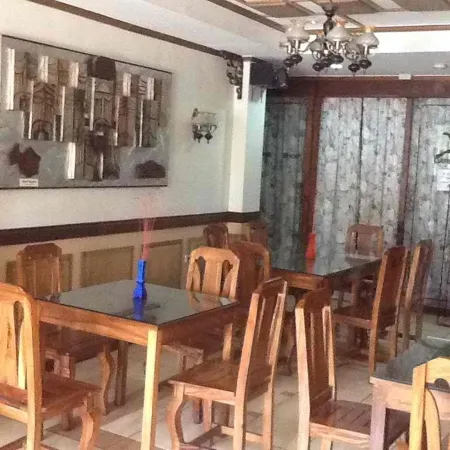 Darunday Manor Отели рядом с достопримечательностью «Bohol National Museum»