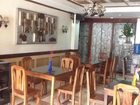 Darunday Manor Отели рядом с достопримечательностью «Cebu Ferries Corporation - AATC Pier»