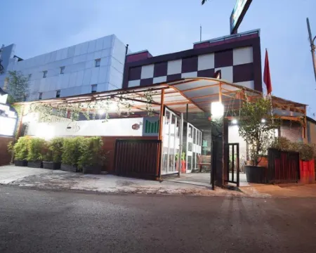 Mine Home Hotel Cihampelas Hoteles en Coblong