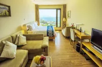 Qinglang Holiday Hotel Fuxian Lake