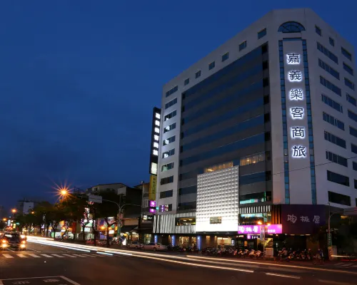 Chiayi Look Hotel 嘉義のホテル