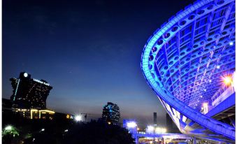 Quzhi Hippoly World Trade Apartment (Guangzhou Tower Pazhou Convention and Exhibition Center)