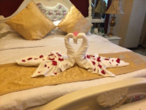 滦南蓝海大酒店 - 豪华套房