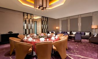 Sheraton Changchun Jingyuetan Hotel