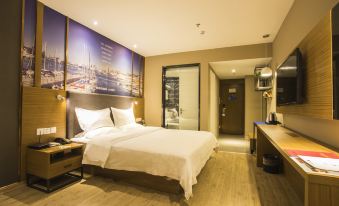 Yeste Hotel (Qinzhou Niannianfeng Plaza)