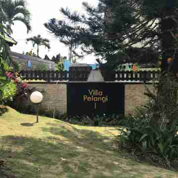 Villa Pelangi Hotel Exterior