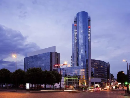 Ibis Paris Porte de Montreuil Отели рядом с достопримечательностью «Point de vue de la grande traverse - Parc Jean Moulin»