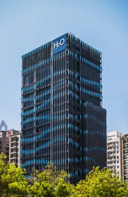 H2O Hotel