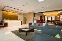 Lenox Hotel Hotels in Binmaley