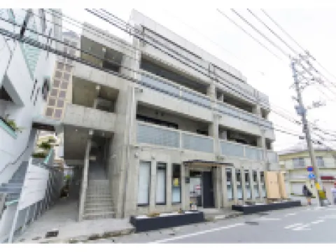 Secret House Makishi