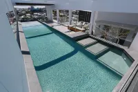 Chester Hotel - Pool