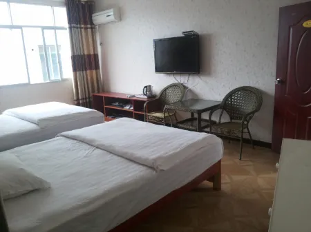 Wangcang Honghao Hotel Отели рядом с достопримечательностью «China Red Army City»