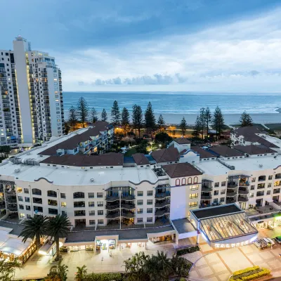 Oaks Gold Coast Calypso Plaza Suites Hotels near Point Danger