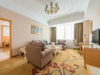 Vienna Hotel (Heyuan Longchuan) Hotels near Longchuan Library