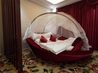 克拉玛依龙程酒店 - 浪漫圆床房