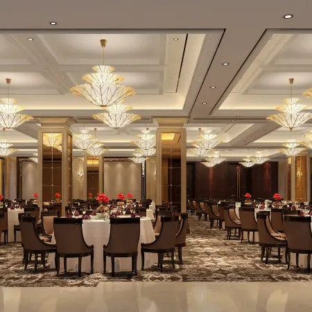 Tianlun Huangchao International Hotel(Chibi North Railway Station)