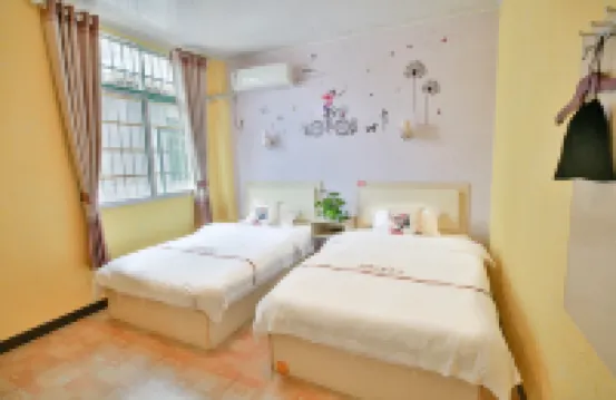 Zhangjiajie Jingyi Shiguang Chinese Inn (Tianmenshan Cableway)